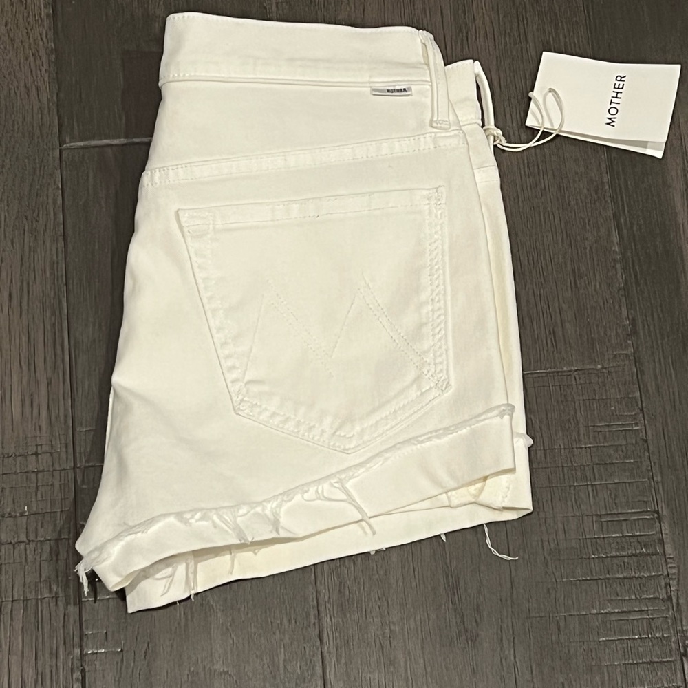NWT Mother Rascal Slit Flip Short in Glass Slipper